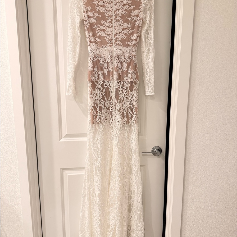 NWOT BRONX AND BANCO Eleanor Sheer Long Sleeve High Slit White Lace Wedding Gown - Picture 13 of 16